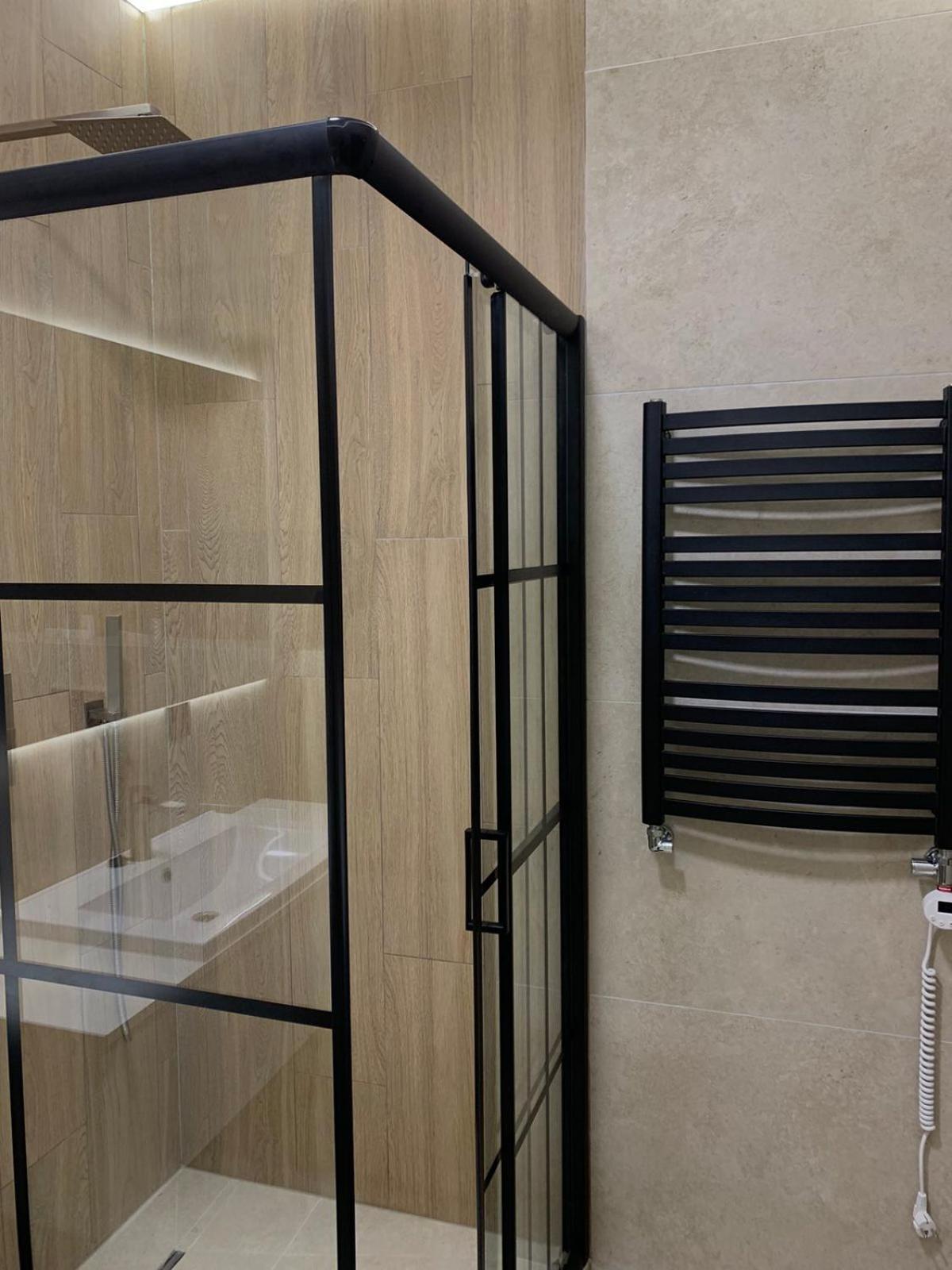 Arta City Hotel Yavoriv  المظهر الخارجي الصورة