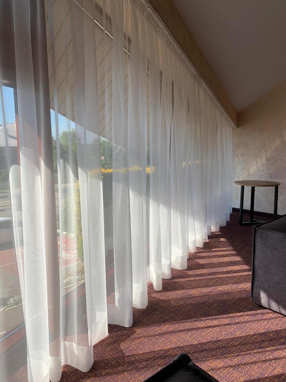 Arta City Hotel Yavoriv  المظهر الخارجي الصورة